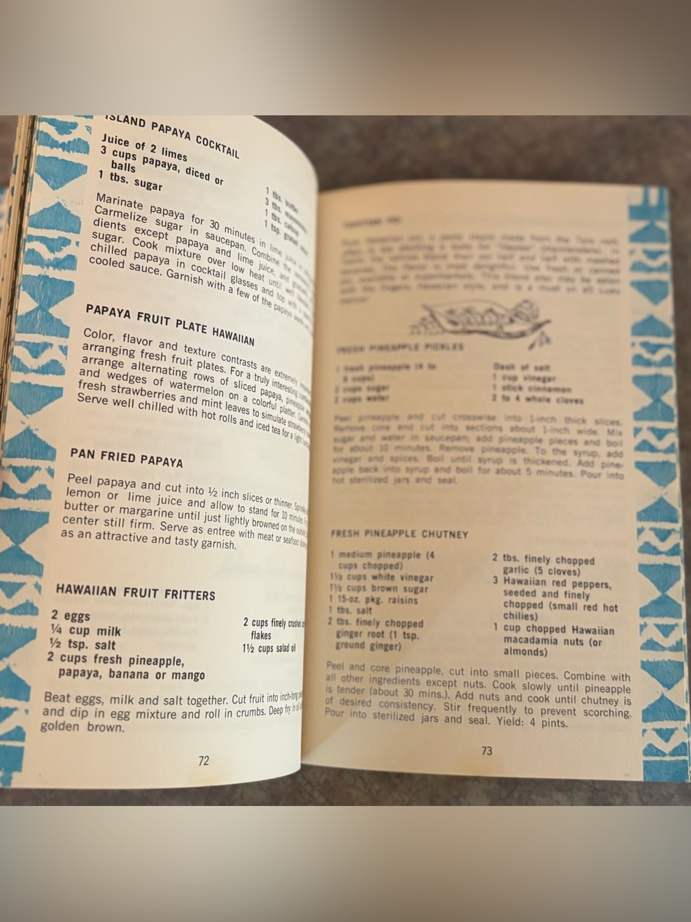 70's "The Pacifica House Hawaii Cook Book" - Traditional Hawaii Recipes and Luau - Picture 7 of 15